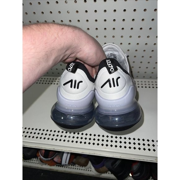 Nike Air Max 270 Golf Mens Spikeless Golf Shoes Size 9.5 White Black CK6483-102 - Picture 3 of 8